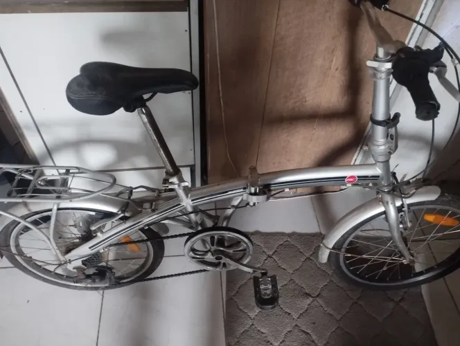 Bicicleta dobrável alumínio R$600