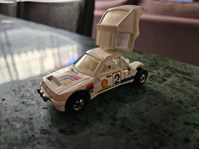 Miniatura Peugeot 205 Rallye (1989)