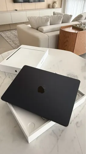 MacBook Air M5 - 512GB 16GB | Lacrados