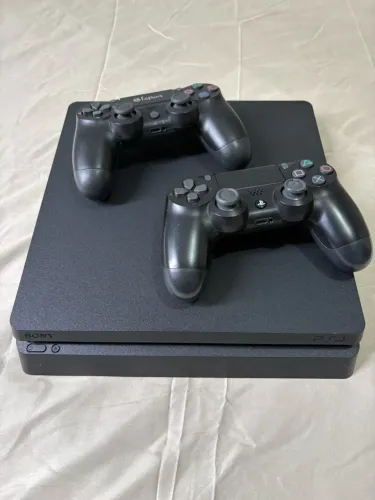 PS4 SLIM - 500GB