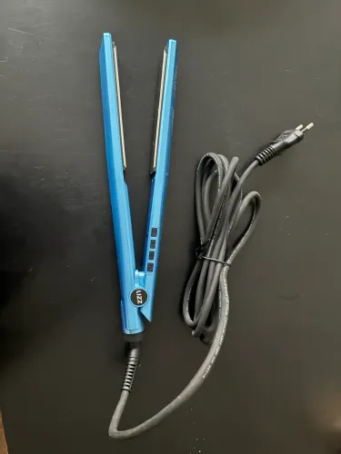 Prancha lizz smart titanium (grande)