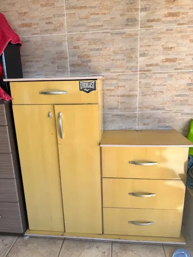 Cômoda com sapateira