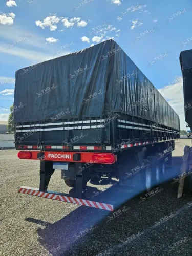 Graneleiro Facchini 4 eixo 13,50m 2024