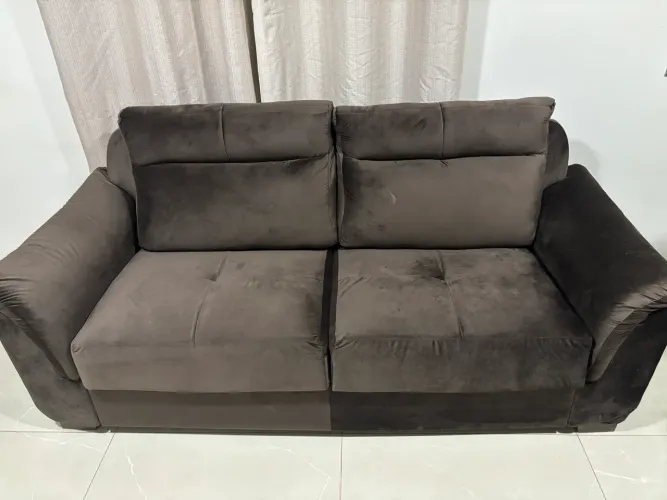 Vendo sofá 2 lugares e poltrona