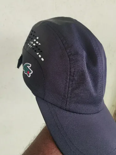 Boné da Lacoste