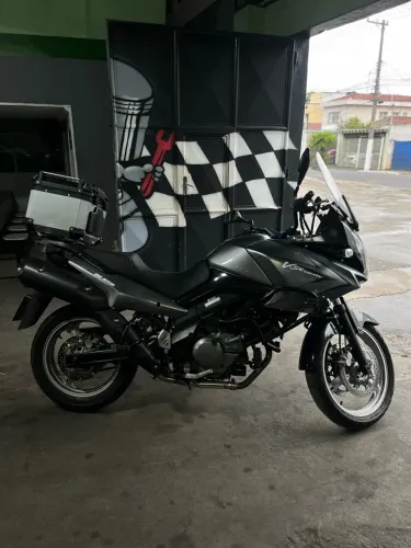 DL- VSTROM 650