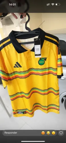 CAMISA JAMAICA MODELO TORCEDOR