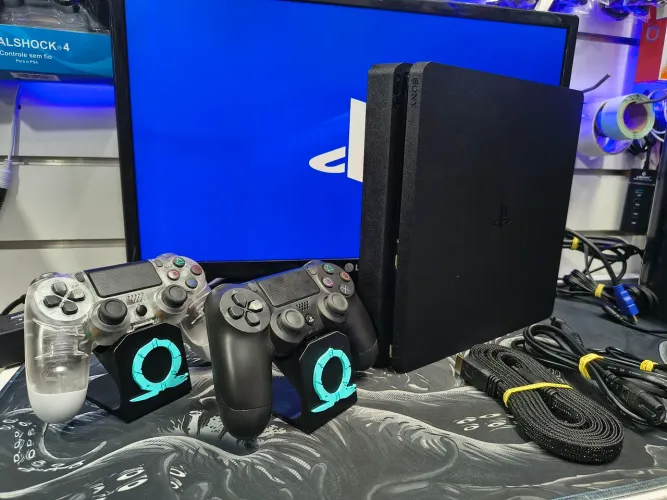 Vendo PlayStation 4 Slim 1TB Seminovo entrega grátis
