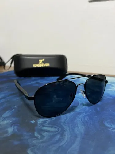 Óculos de Sol - Oi Wood - Polarizado - UV400 - Com haste de bamboo - Preto