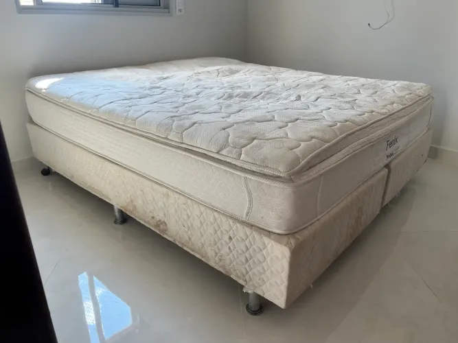 Cama box + colchão