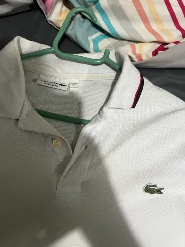 Polo Lacoste branca tamanho G