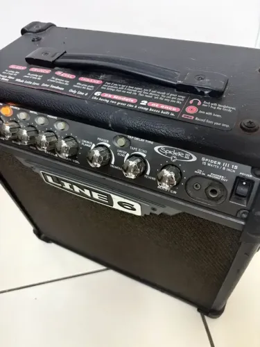 Amplificador Guitarra Line6 Spider Iii Com Efeitos (Usado)