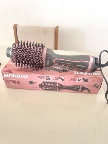 Escova secadora de cabelo