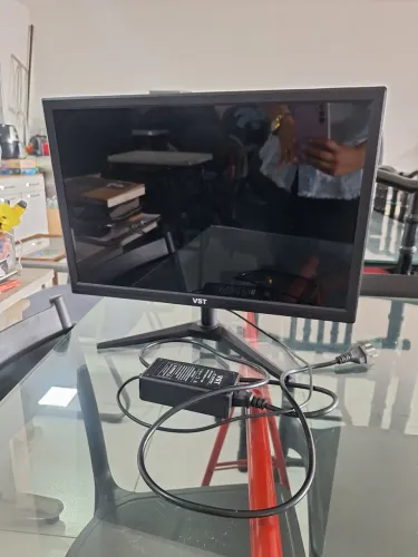 Monitor Vst 19