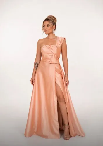 Vendo vestido de festa
