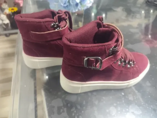 Tênis Feminino Botinha Cano Alto Casual Estilosa Moda tamanho 33 cor vinho