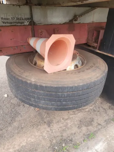 Mercedes 1513 truck vendo troco