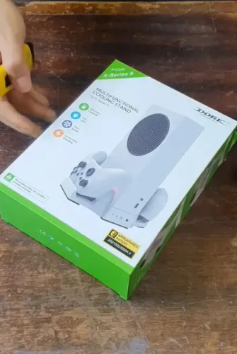 Coller carregador Xbox séries S