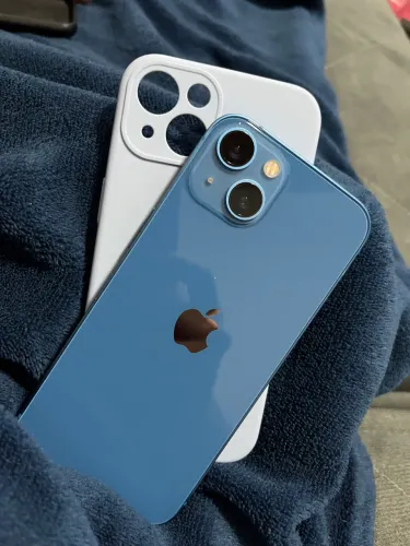 iPhone 13