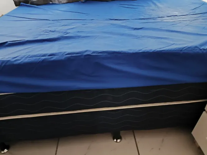 Cama box casal