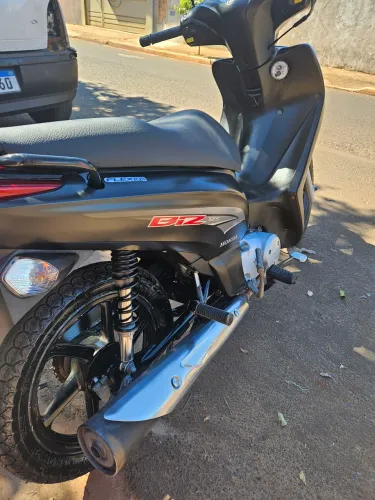 Vende se Biz