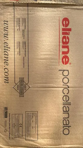 Piso Porcelanato. - 220 pedras 60cmx60cm = 79,2 m2  / 396 pedras 50cmx50cm = 99 m2,