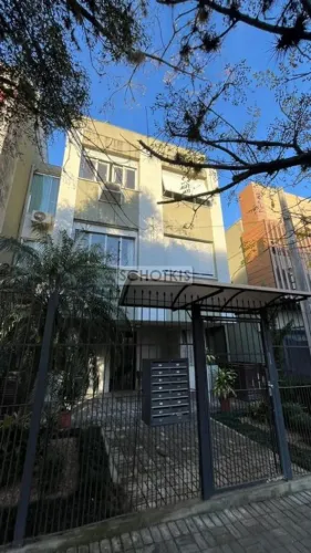 IMOBILIÁRIA SCHOTKIS ALUGA APARTAMENTO 02 DORMITÓRIOS, NA VICENTE DA FONTOURA A DUAS QUADR