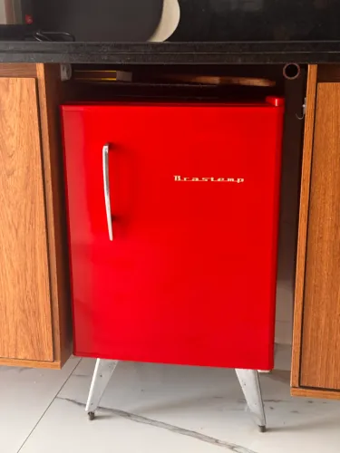 FRIGOBAR RETRÔ BRASTEMP VERMELHO 