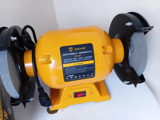 Moto Esmeril 6 Pol 360W Bivolt DEKO