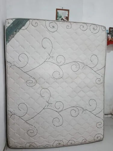 Cama box King 