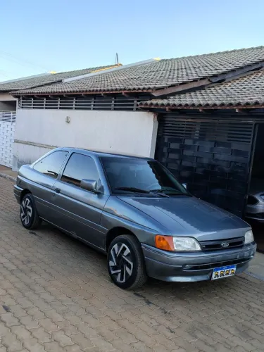 Ford Escort GL 1.8i / 1.8 (álcool) 1993