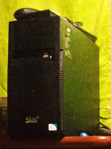 Computador desktop Marca Positivo