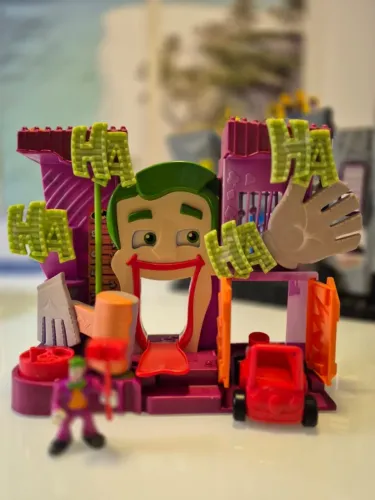 Imaginext DC Super Friends Caverna do Coringa