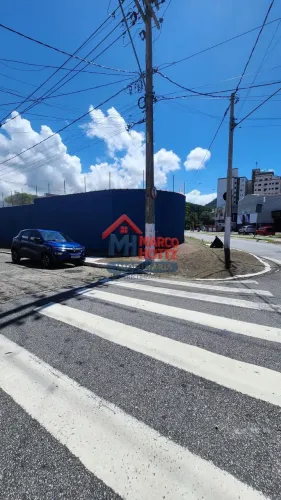 Locação Casa Comercial -Bairro: Boqueirão -Praia Grande -SP