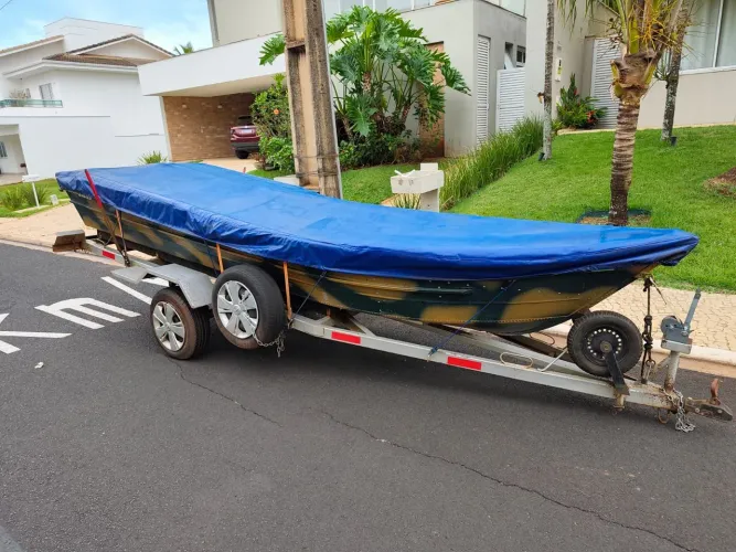 Vendo conjunto canoa, motor e motor elétrico 
