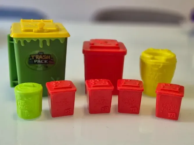 8 latas de lixo - Trash pack