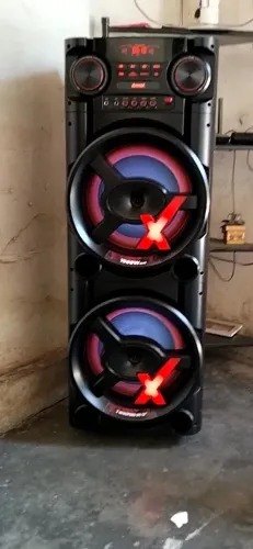 Vendo Caixa de Som ?