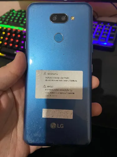 LG K40S bem conservado