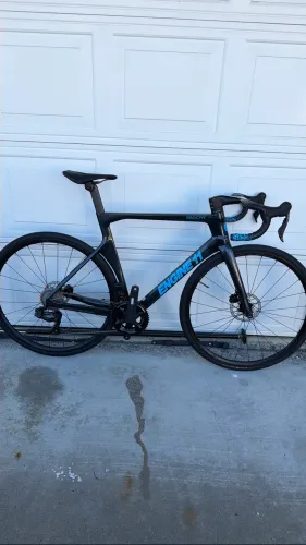 Vendo bike de carbono ENGINE11