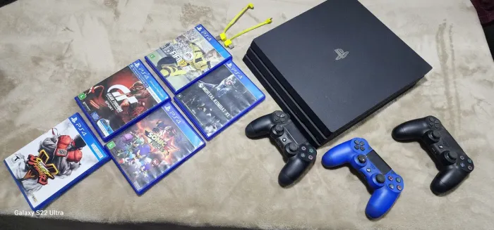 VENDA - PS4 PRO