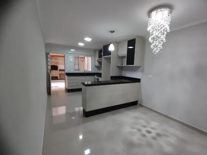 Casa na Vila Guarani, 3 quartos, excelente acabamento. Jardim Colorado, Vila Ema Vila Diva