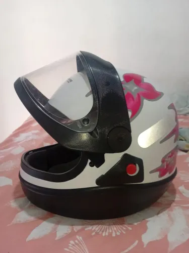 Vendo capacete san marino N°:56, novo menor preço: $: 150,00