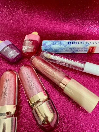 Kit com 7 Glosses Novos e Lacrados ? - Vários Modelos