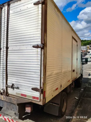 Ford cargo 712