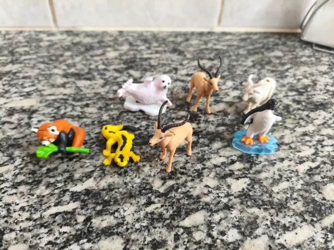NATOONS KINDER OVO surpresa