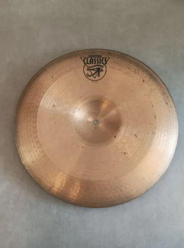 ## VENDIDO ## Prato de bateria Meinl Classics China 18, liga B10
