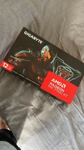 Placa de vídeo 7700xt 12Gb