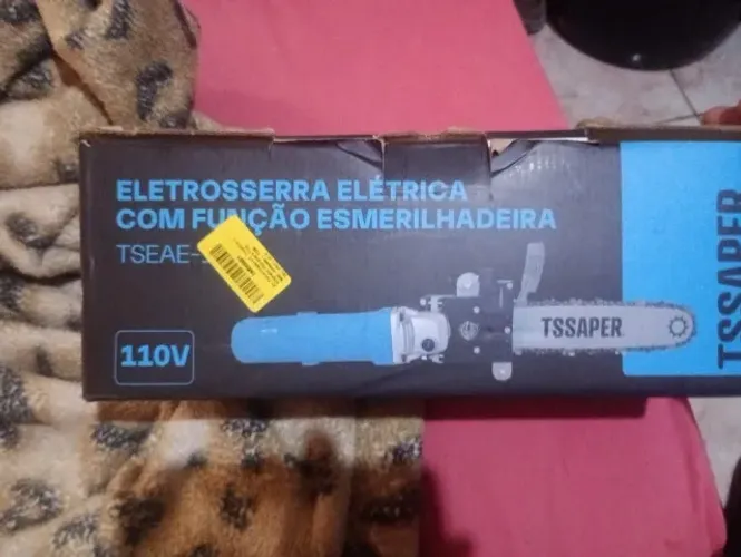 Eletrosserra elétrica com função esmerilhadeira