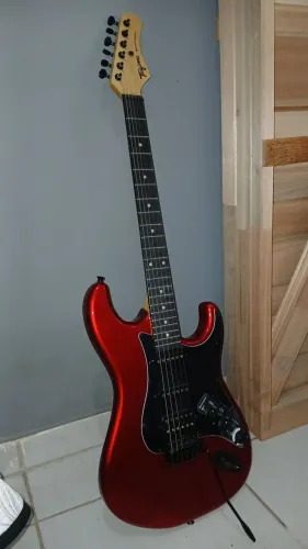 Guitarra Sixmart Tagima Stratocaster