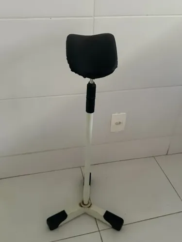 Apoio de Braço para Coleta de Sangue e Vacinação com Regulagem de Altura